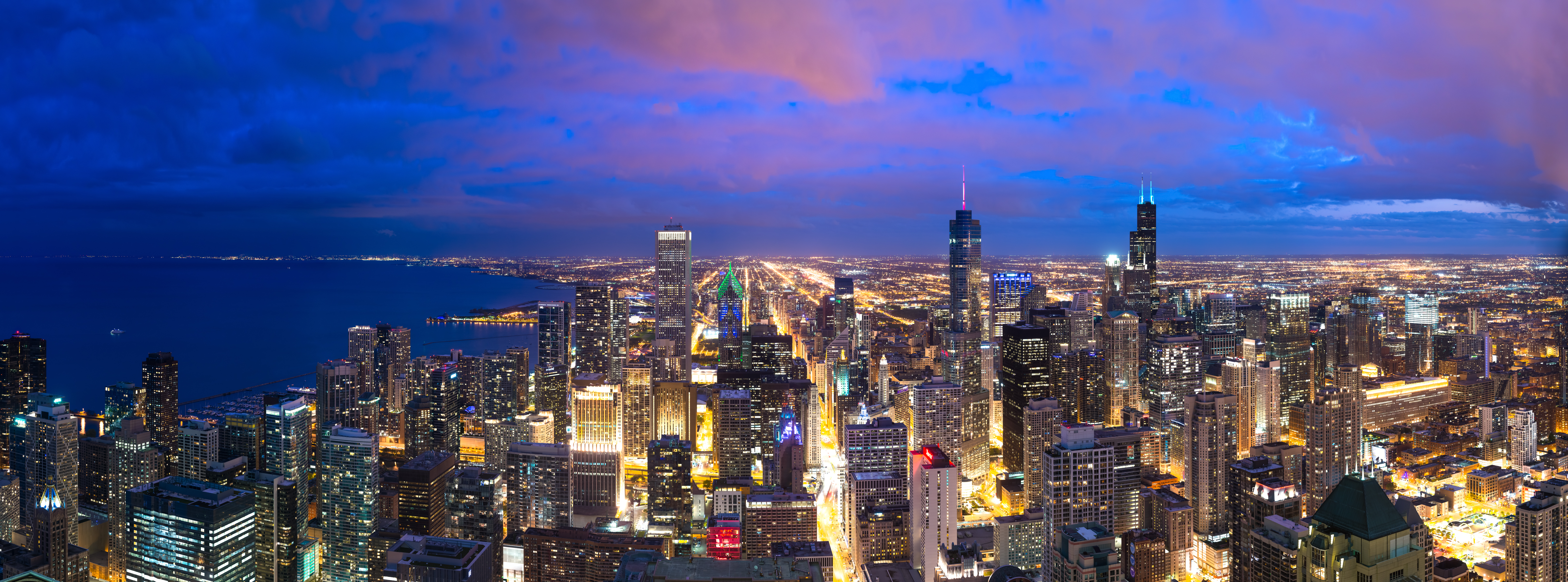 360 CHICAGO | The Magnificent Mile